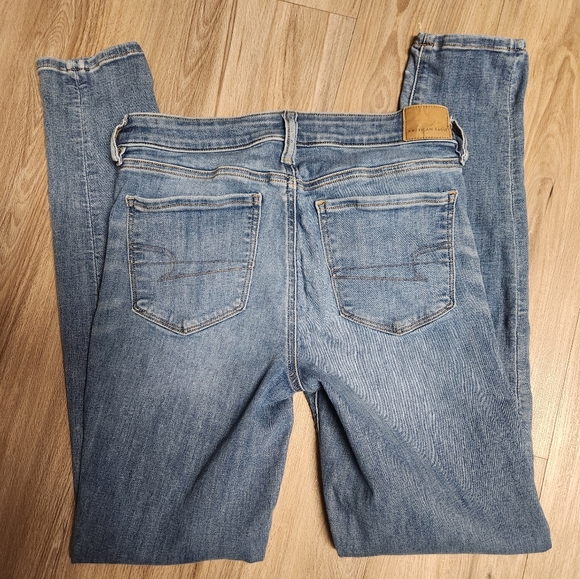 American Eagle Women's Jeans - size 6 - Picture 4 of 9